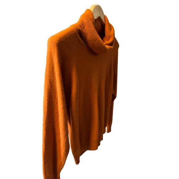 Designers Originals Orange Long Sleeve Turtleneck Luxelon Sweater SZ Medium - Picture 4 of 8